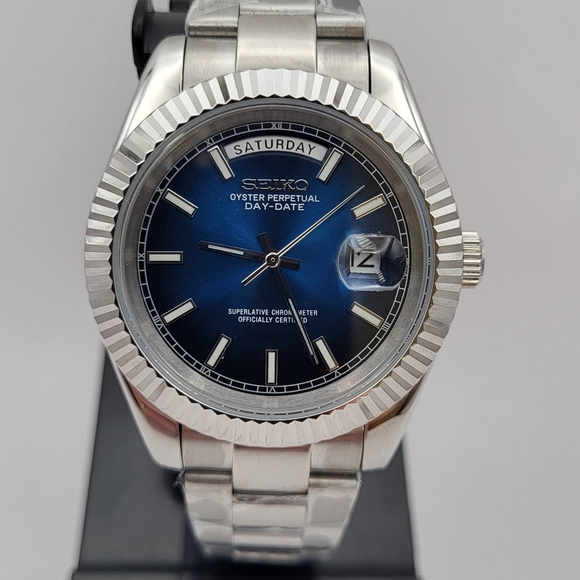 New Seiko Mod 41mm Automatic Day And Date Watch - Picture 1 of 6
